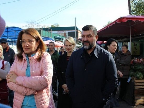 Администрация Курска изучит предложение предпринимателей по обустройству Сеймского рынка