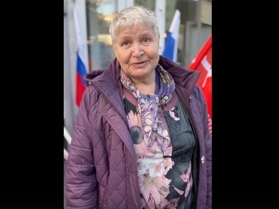 Орловская пенсионерка жертвует солдатам сбережения и собирает посылки