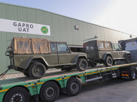 Испания отправила Украине бронеавтомобили и медикаменты