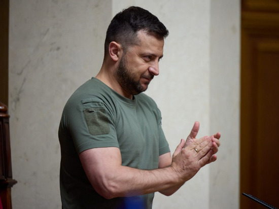 Зеленский прокомментировал решение Путина принять Запорожскую АЭС в федеральную собственность