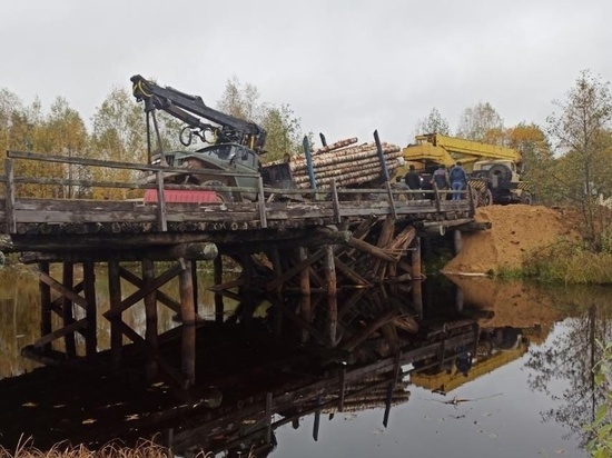 Прокуратура проводит проверку из-за обрушения автомобильного моста в Семеновском районе