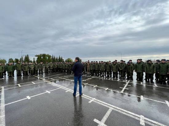 Вячеслав Гладков посетит воинскую часть с мобилизованными белгородцами