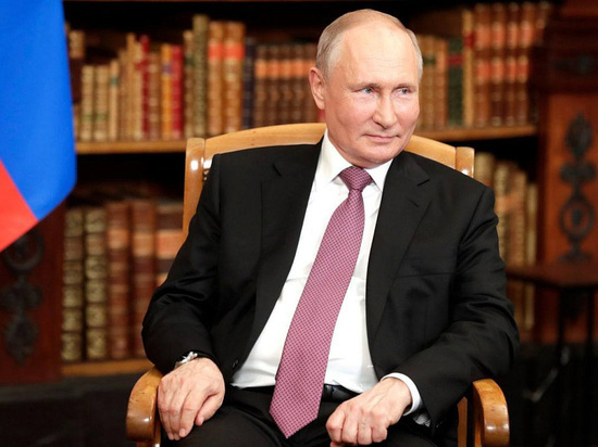 Вениамин Кондратьев поздравил Владимира Путина с днём рождения