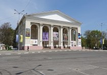 Херсонский областной музыкально-драматический театр при новой власти региона стал русским театром