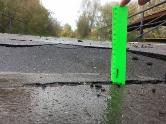 Мост через реку Кудьму начал разрушаться в Нижегородской области