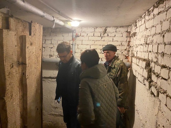 Мэр Белгорода лично проверил подвальные помещения МКД по жалобам горожан