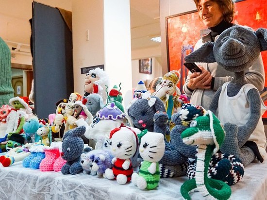 Птиц и Добби из Гарри Поттера предлагают купить на ярмарке Комсомольска-на-Амуре