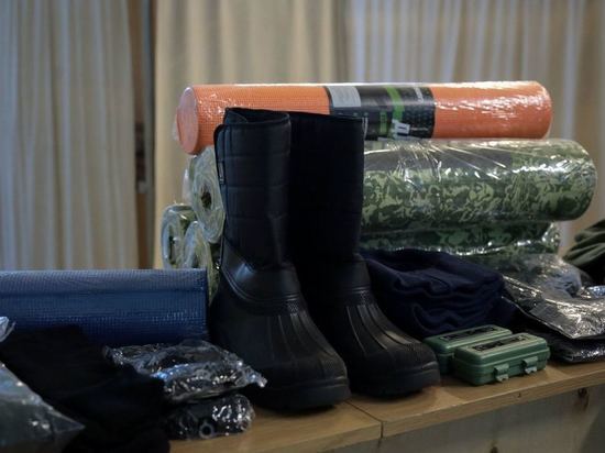 Мобилизованных южноуральцев снабдили теплыми вещами и снаряжением