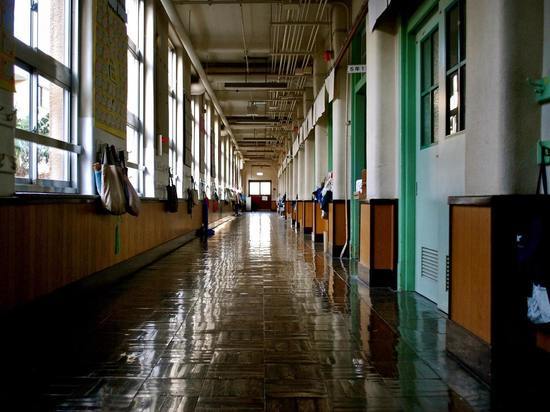 В Красноярске эвакуировали школы № 150 и № 149 после сообщения о минировании