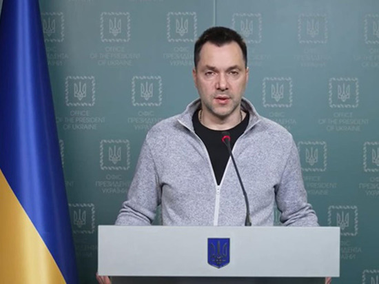 Арестович предупредил о риске повторения обстрелов Украины ночью