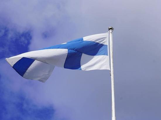 Глава МИД Финляндии заявил, что страна не собирается закрывать консульство в Петербурге