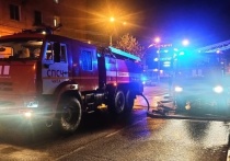 Спасатели в ночь на 11 октября эвакуировали двоих человек из горящего барака на перекрёстке улиц Новобульварной и Богомягкова в Чите