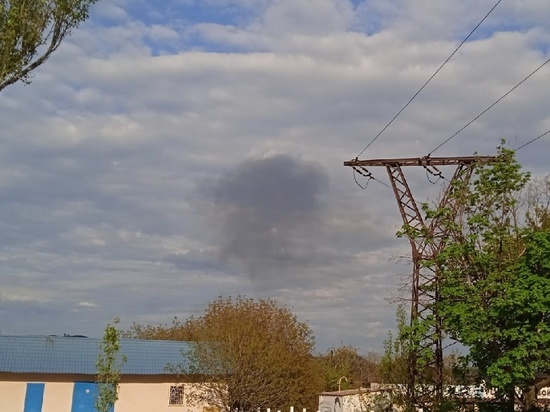 Снаряд попал в жилой дом частного сектора Калиниского района Донецка