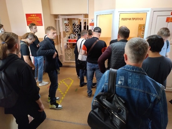 200 ошибочно мобилизованных жителей Омска возвратились домой