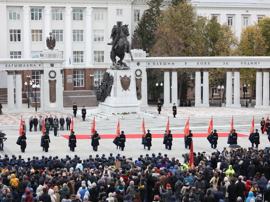 Монумент стал символом для всех защитников родины