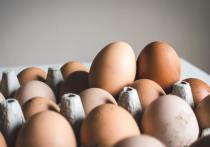 Увеличение стоимости гречневой крупы и яиц в Калининградской области объясняется сезонностью и малым объемом производства. Об этом рассказали в пресс-службе кабмина.