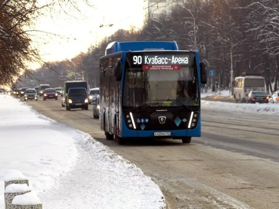 В Кемерове на три маршрута вышли дополнительные автобусы