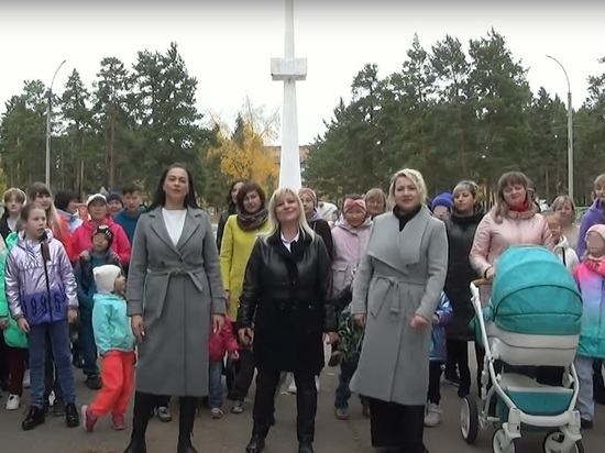 Жёны военных из Бурятии сделали клип на песню «Мы вместе»