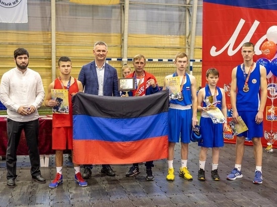 Три золотых медали завоевали боксеры из ДНР на турнире в Магадане