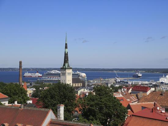 Российским судам запретили входить в эстонские порты