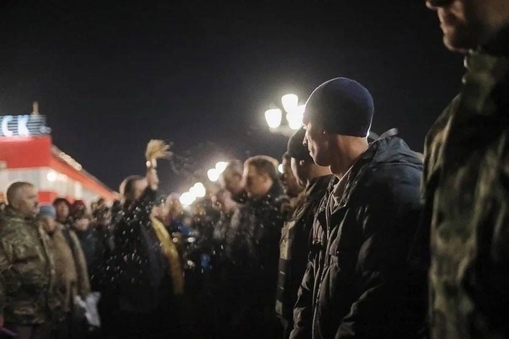 Фото 28 октября. Мобилизованные Архангельск. В Архангельске провожают мобилизованных.