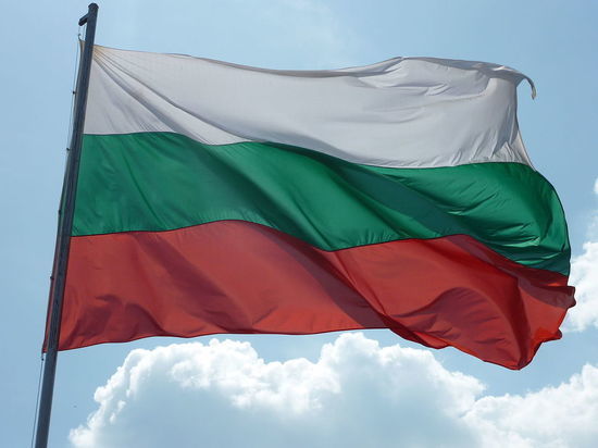 Болгария отменила безвизовый режим для россиян с дипломатическими и служебными паспортами