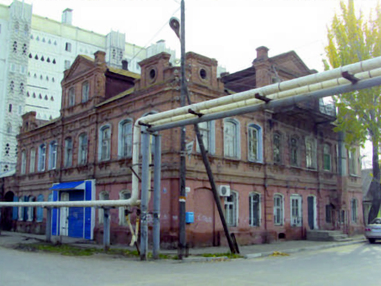 Почему в Астраханской области проблема ветхого жилья решается со скандалами