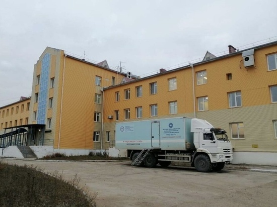 Мобильная бригада офтальмологов направилась в Усть-Алданский район