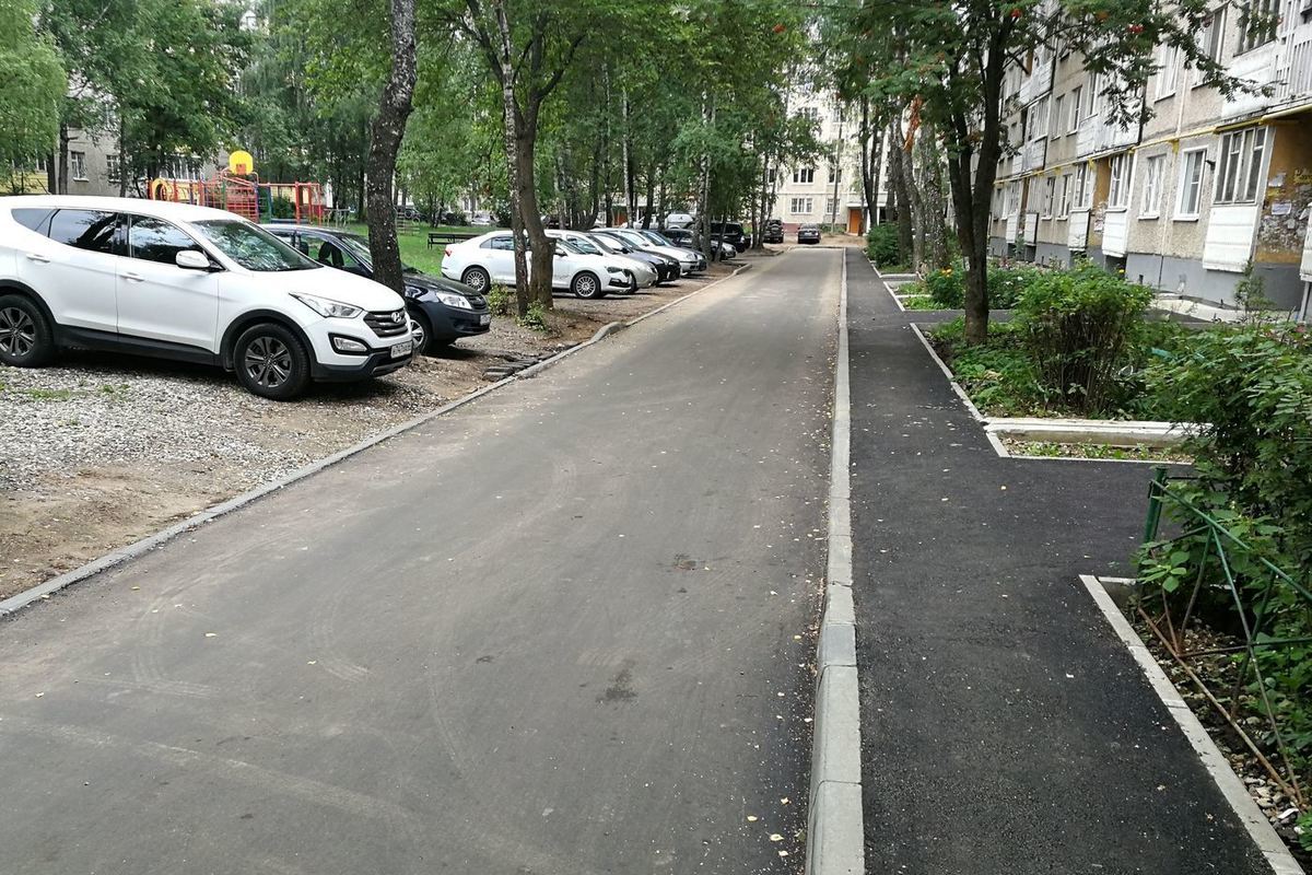 Первый шаг к благоустройству: в Костроме обмеряют дворы для установки на них детских площадок