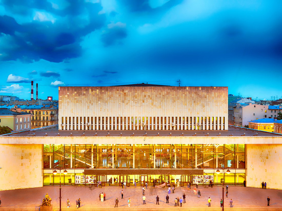 Петербургский концертный зал отметит юбилей в кругу популярных артистов