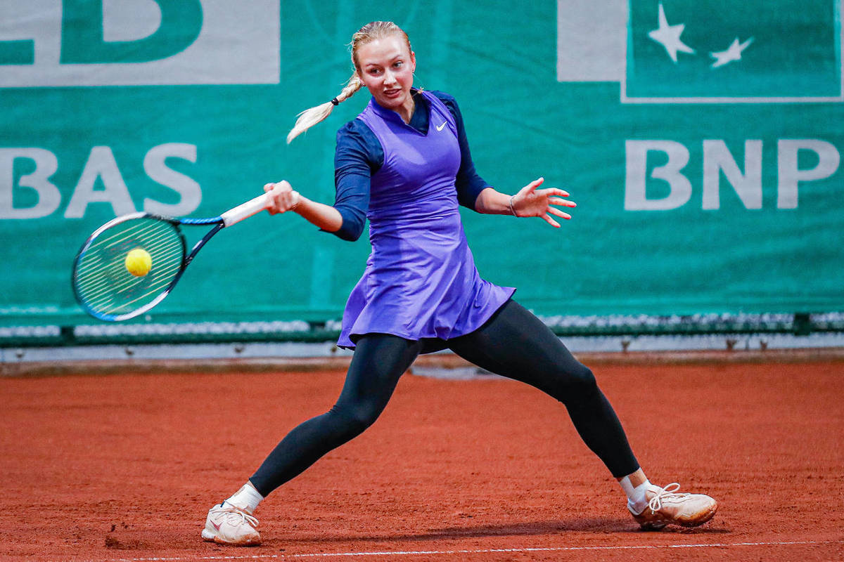 Потапова вышла в четвертьфинал турнира в Румынии