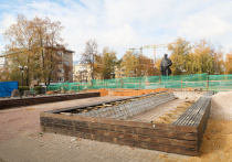 В Толстовском сквере, расположенном на территории областной столицы, начали ремонтировать фонтанный комплекс