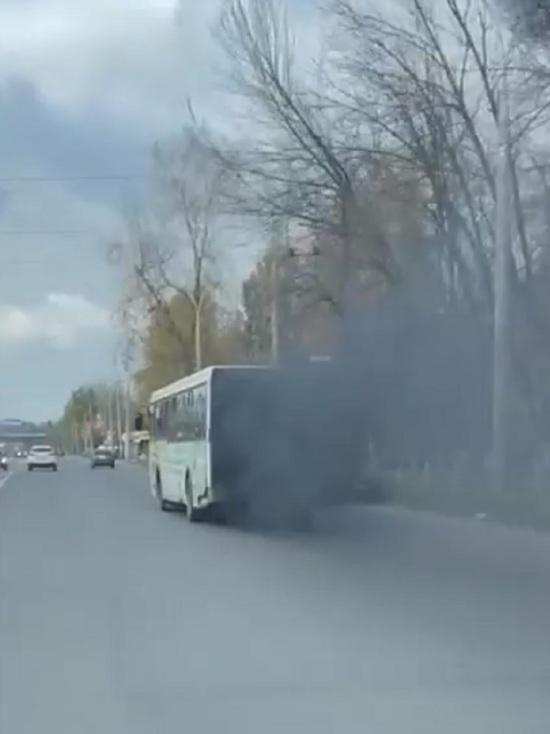 В Ярославле очередной автобус загорелся на ходу