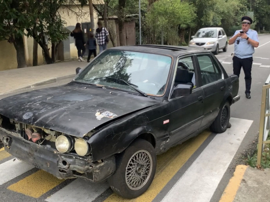 В Сочи несовершеннолетнего водителя поймали за рулем «БМВ»