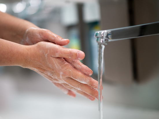 В Минздраве рассказали, насколько мытье рук снижает риск заражения ковидом