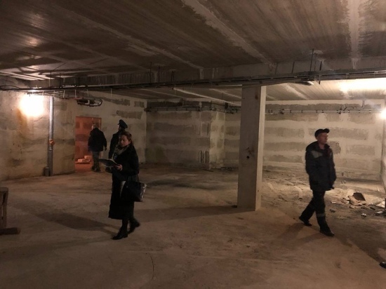 В Курске продолжается подготовка помещений для бомбоубежищ