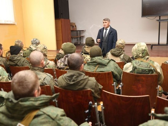 Глава Чувашии пообщался с мобилизованными в Ульяновской области