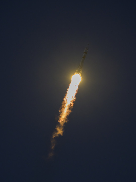 С космодрома Плесецк стартовала ракета "Ангара" со спутником
