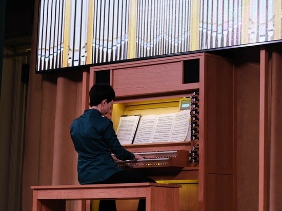 На сцене Смоленской филармонии прозвучала органная музыка эпохи Возрождения