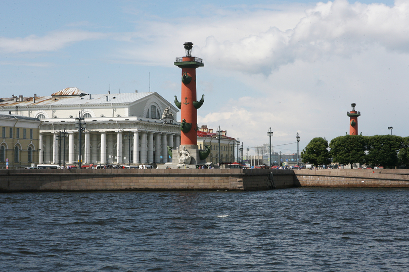 Политический петербург. Питерские названия. Васильевский остров гостиница Ленэнерго. Васильевский остров корабли пав=нельки. СПБ биржа и «ВКОНТАКТЕ» сообщили о крупных сбоях.