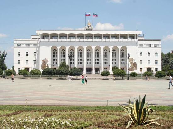 Глава Дагестана назначил себе нового общественного помощника