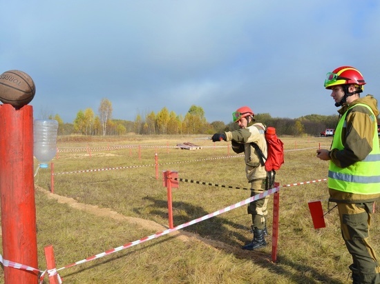 В Смоленске соревновались лесные пожарные