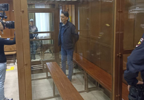 Московский городской суд в понедельник вынес приговор Борису Чукаеву – бывшему спецназовцу элитного спецподразделения ФСБ "Альфа", обвинявшемуся в серии убийств