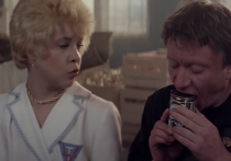 «Блондинка за углом» Владимира Бортко снималась в 1981 году, а на экраны вышла лишь в 1984-м