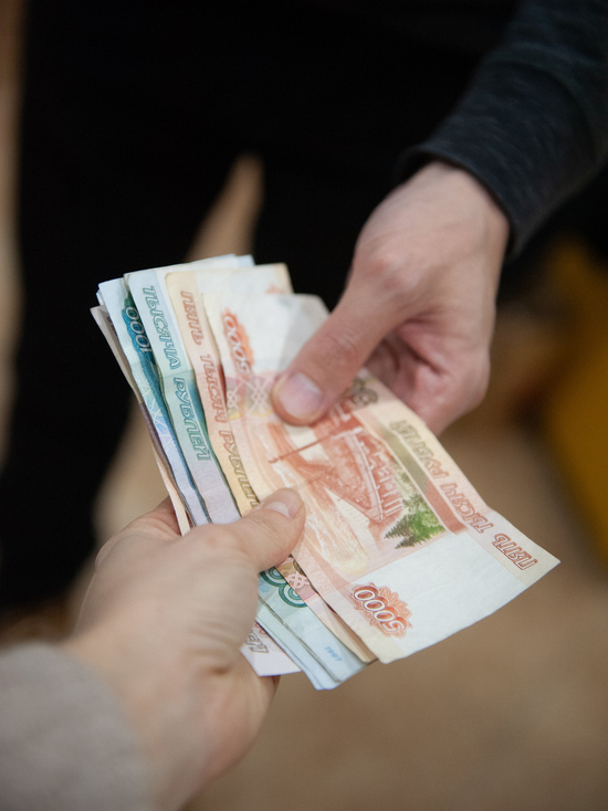 Астраханец распространял нелегальный табак