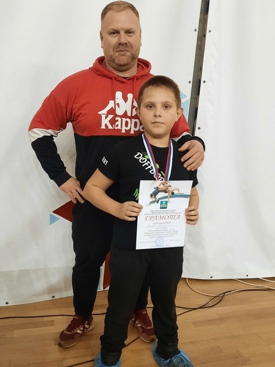 Борец из Серпухова стал призером праздничного Межрегионального турнира