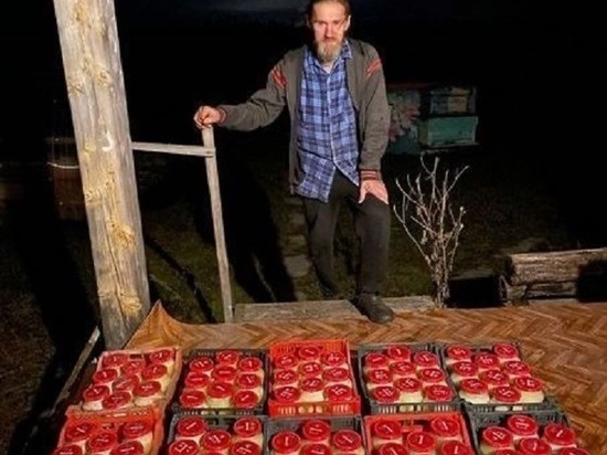 Пчеловод из Татарстана отправил бойцам батальонов «Алга» и «Тимер» 135 кг меда