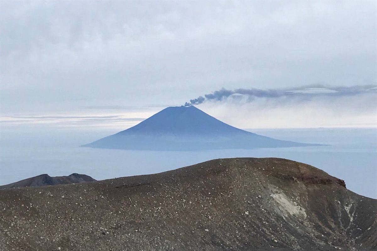 Алаид вулкан фото