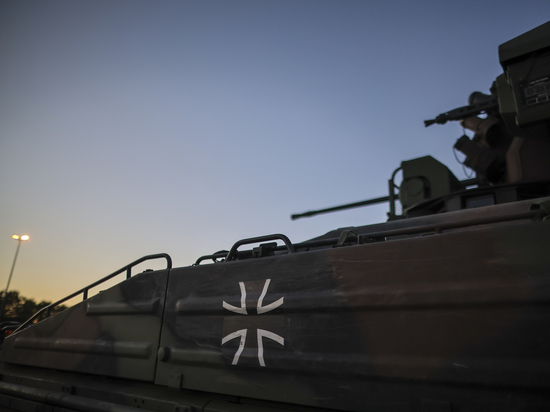 Германия направила Греции БМП в компенсацию отданных Украине