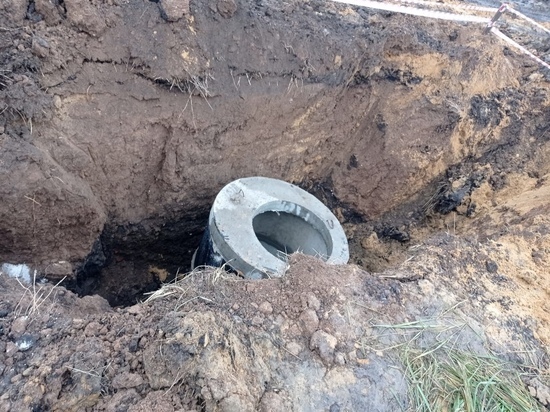 В Тамбове двое рабочих погибли под обрушившимся грунтом при укладке водопроводных труб